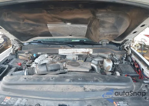 2018 Chevrolet Silverado 2500Hd Lt z USA, uszkodzony, nr VIN 1GC1KVEY4JF172329